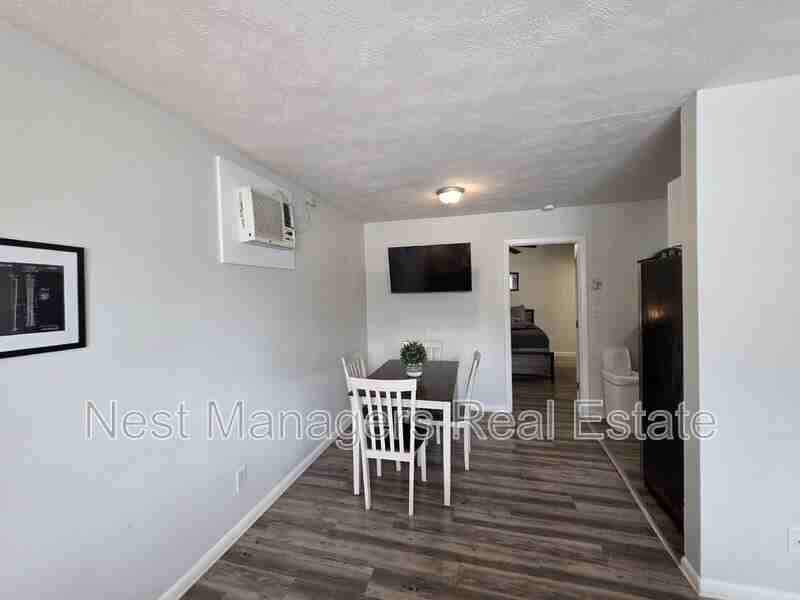 812 Pilot Ave #2 - Photo 5 of 13