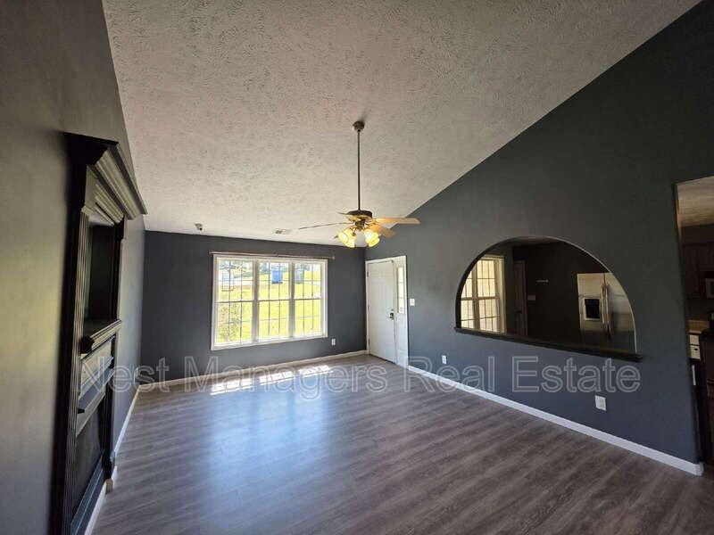 7732 Redwood Ave - Photo 3 of 24