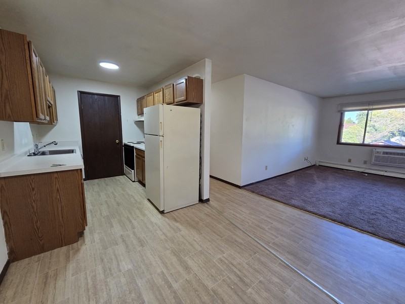 175 S National Ave - Photo 3 of 21