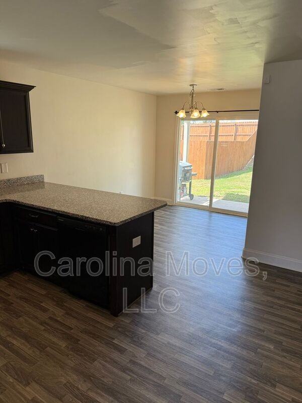 1154 Wanley Way - Photo 6 of 15