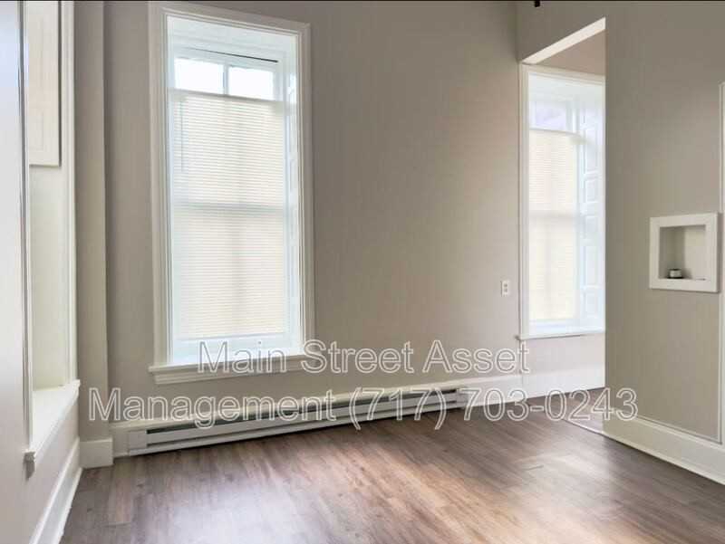2011 N 3rd St #3 - Photo 5 of 24