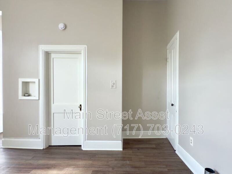 2011 N 3rd St #3 - Photo 7 of 24