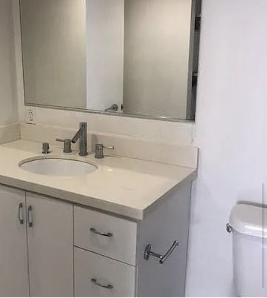 498 Northwest 165th Street - Photo 3 of 12