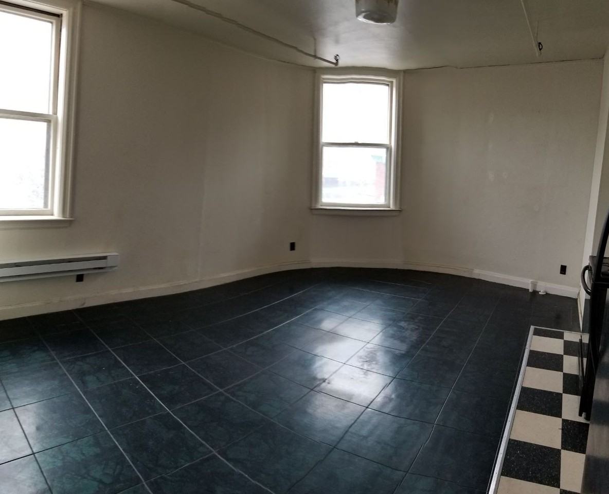 Harris Hotel - Photo 5 of 7