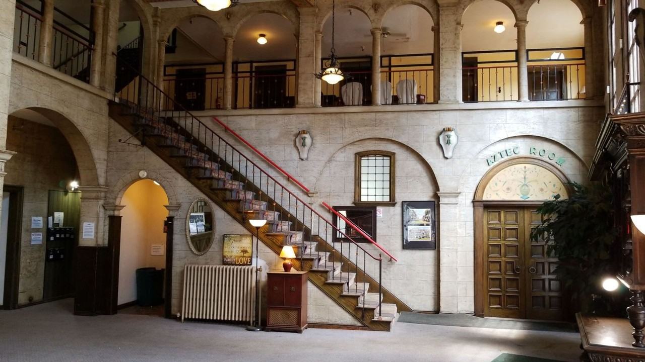 Harris Hotel - Photo 7 of 7