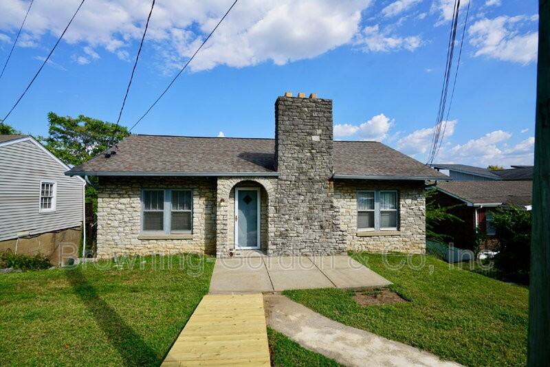 2106 Eastwood Avenue