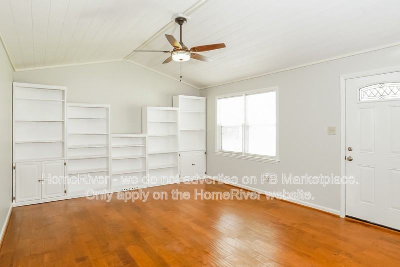 108 Browning Dr - Photo 3 of 19