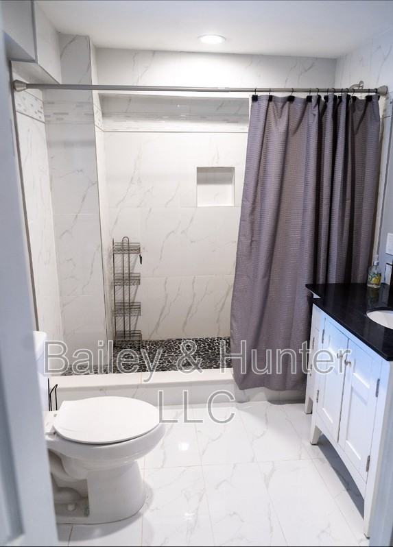 3207 Bobbie Ln - Photo 4 of 15