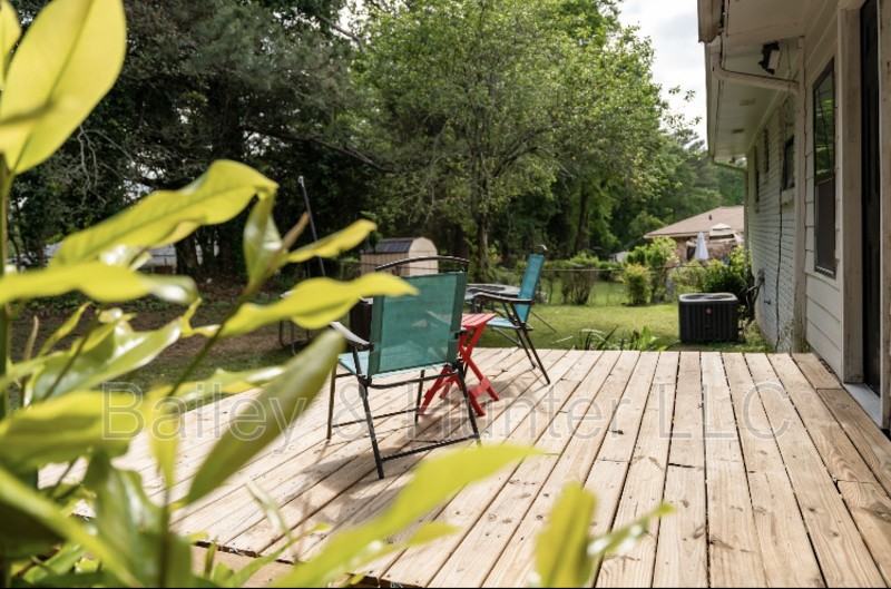 3207 Bobbie Ln - Photo 6 of 15