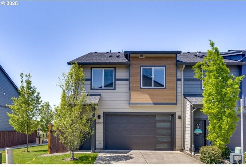 10902 Northeast 119th Place