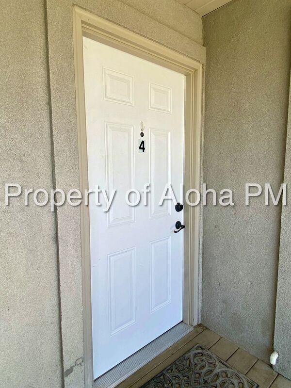 1053 W Pine Ave #4 - Photo 2 of 16