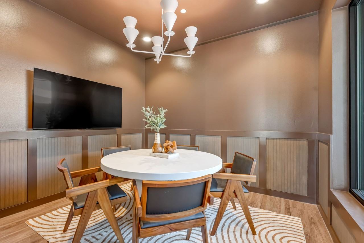 Beacon Rail District - Photo 7 of 50