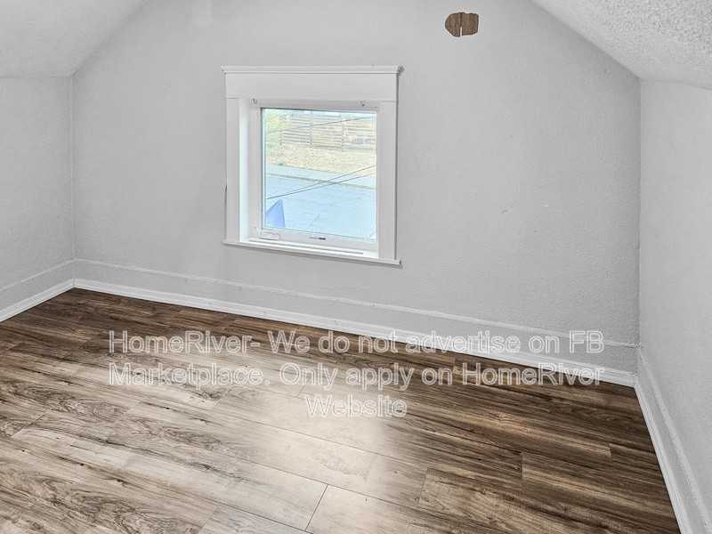 1719 N Elm St #B - Photo 6 of 19