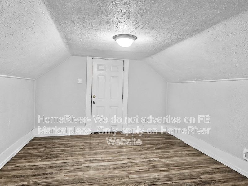 1719 N Elm St #B - Photo 7 of 19