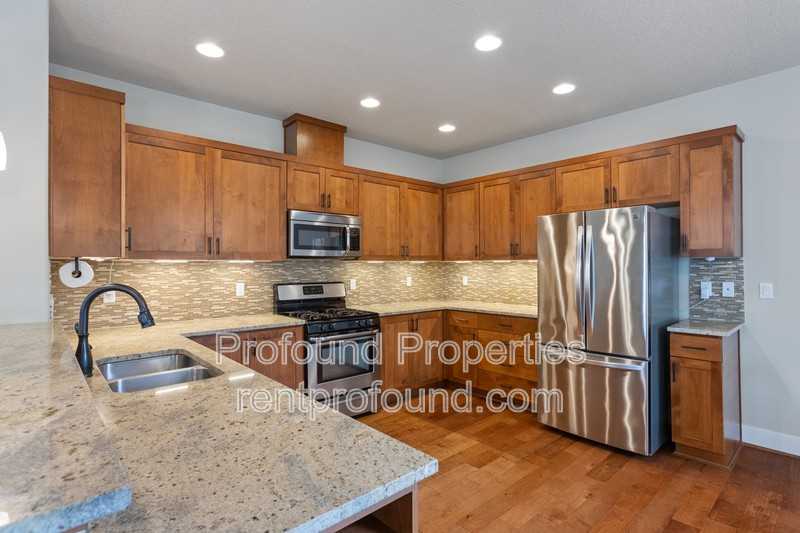 20317 Sw Gracie St - Photo 6 of 33