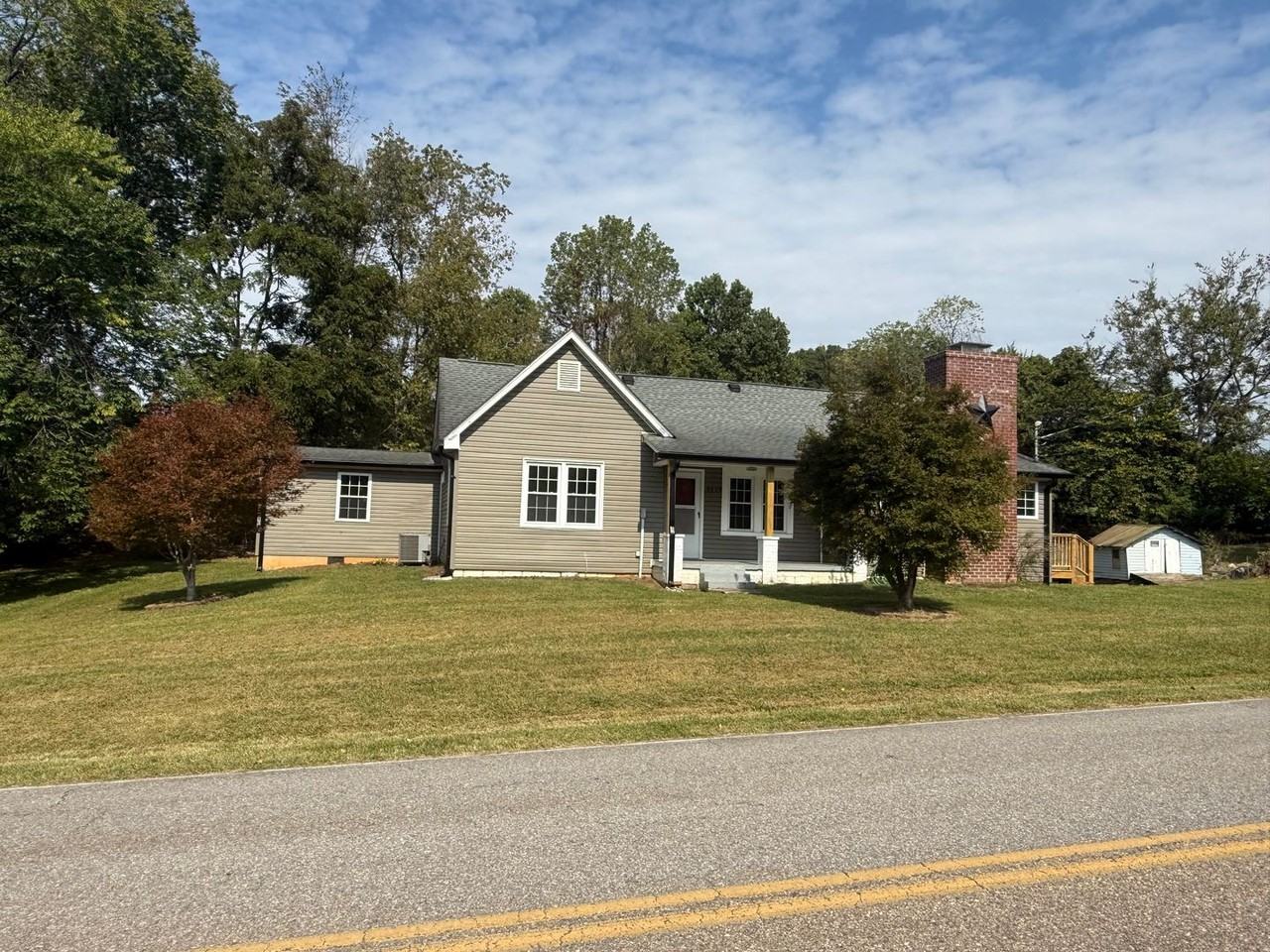 1414 Muddy Creek Rd - Photo 2 of 29
