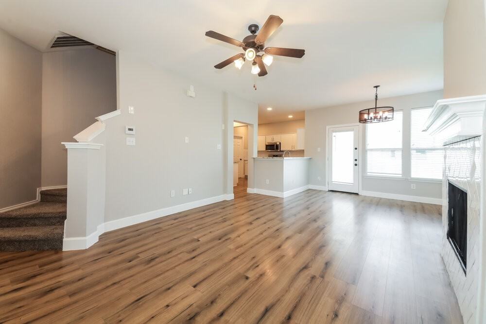 10237 Nantucket Dr - Photo 6 of 17