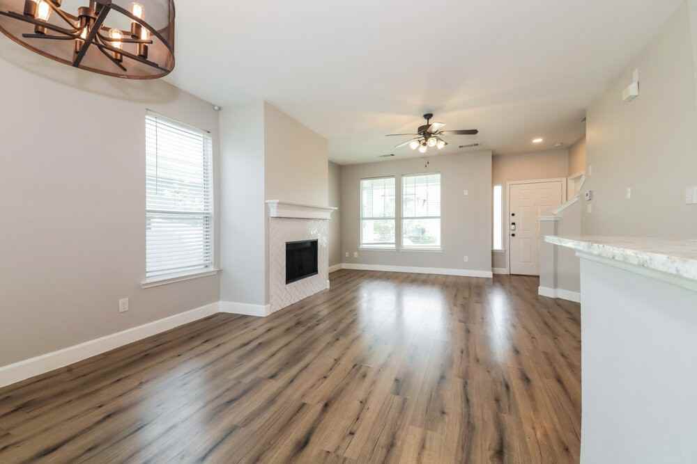 10237 Nantucket Dr - Photo 7 of 17