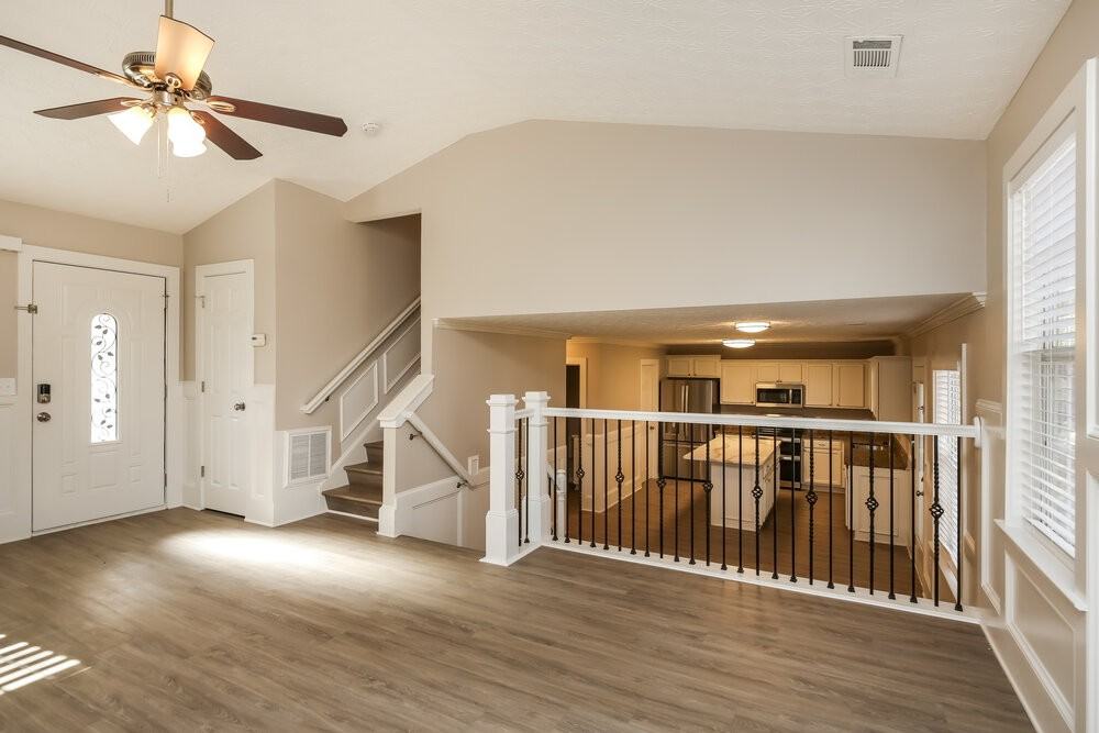 1243 Blazing Rdg W - Photo 7 of 18