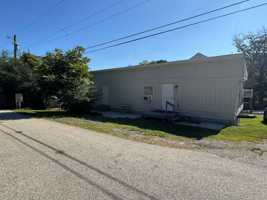 featured image of 923 West Lee Road