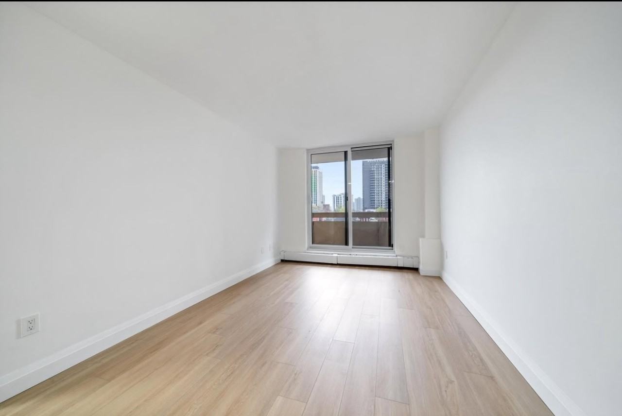 223 Jackson Street West - Photo 3 of 12