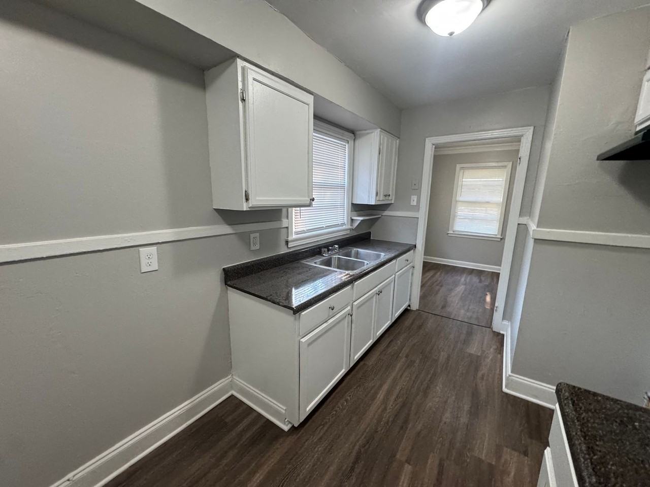 280 Ivan Rd - Photo 3 of 8