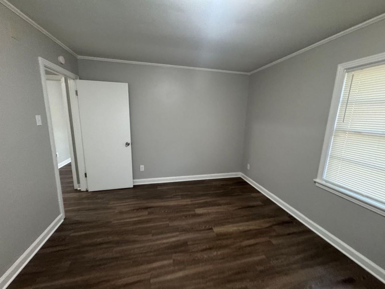 280 Ivan Rd - Photo 6 of 8