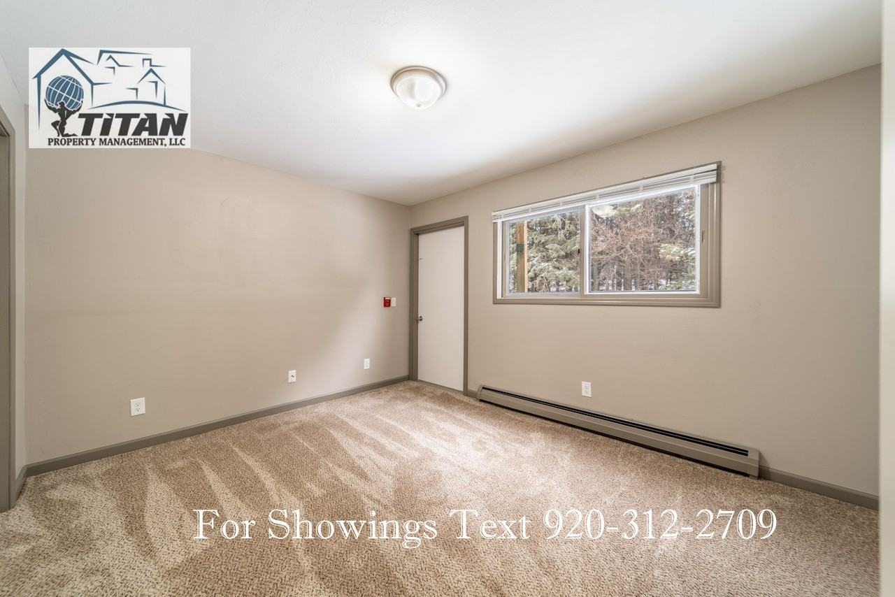 799 Hillside Terrace - Photo 7 of 20