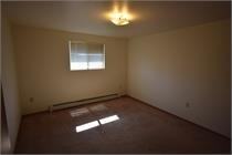 604 North Main Street - Photo 4 of 30