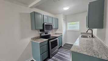 featured image of 403 Main St E