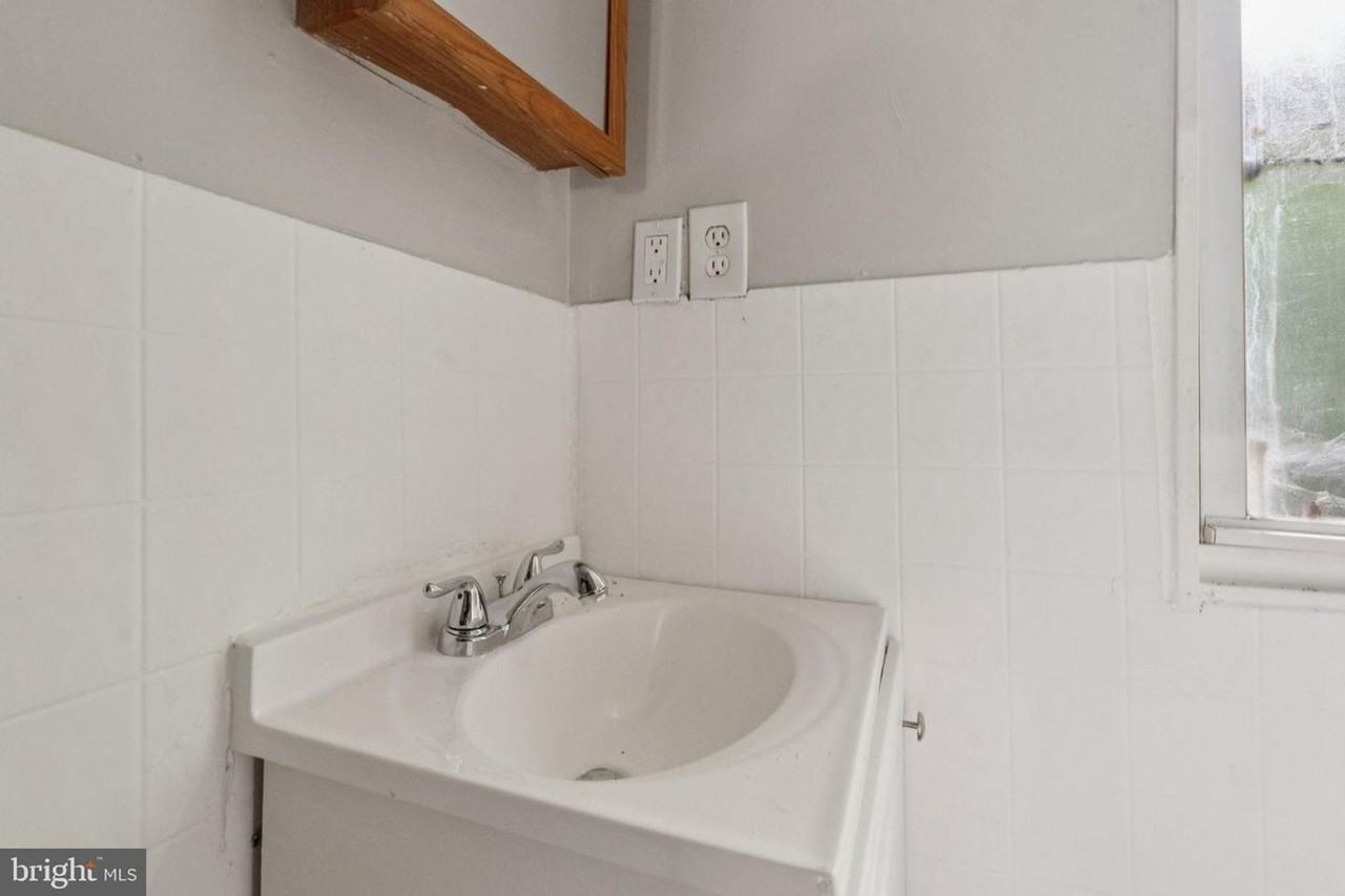 5612 Utah St - Photo 4 of 12