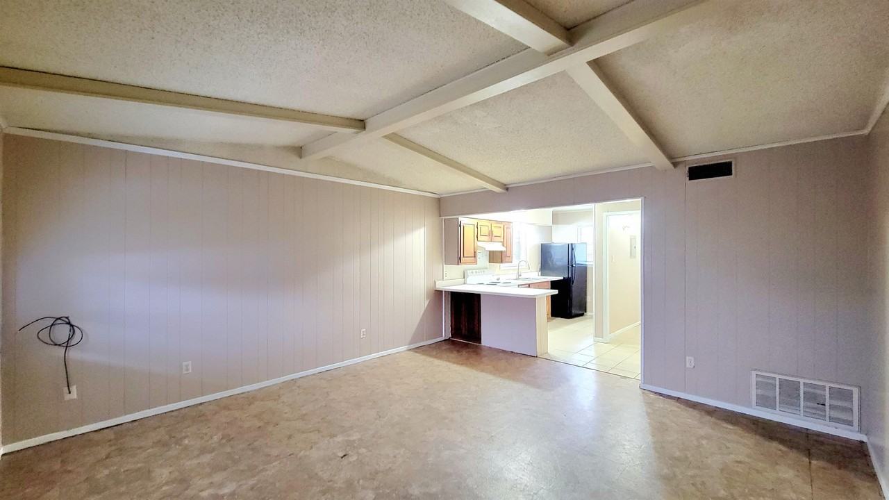 Bill Bradford Rd 400 - Photo 2 of 47