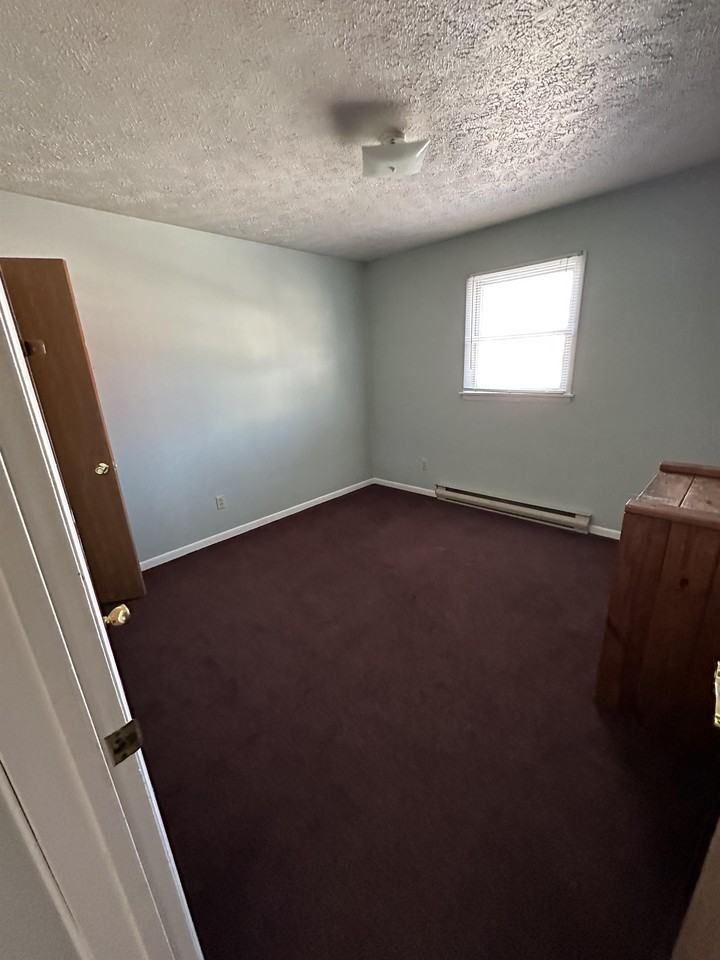 713 School Street - Photo 7 of 22