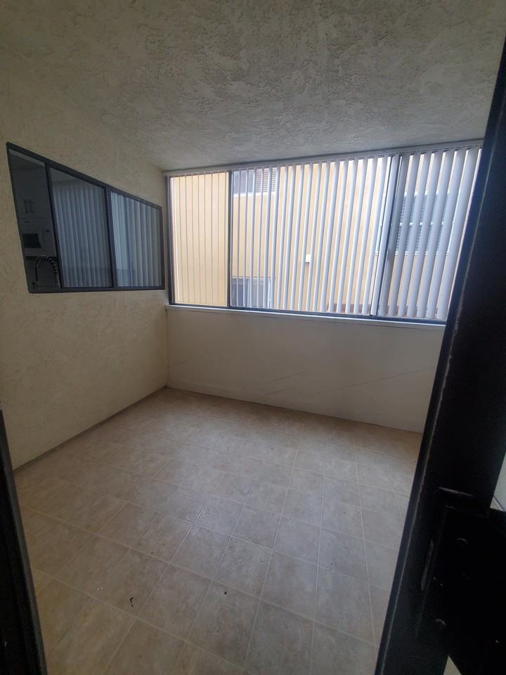 318 Concord - Photo 4 of 35