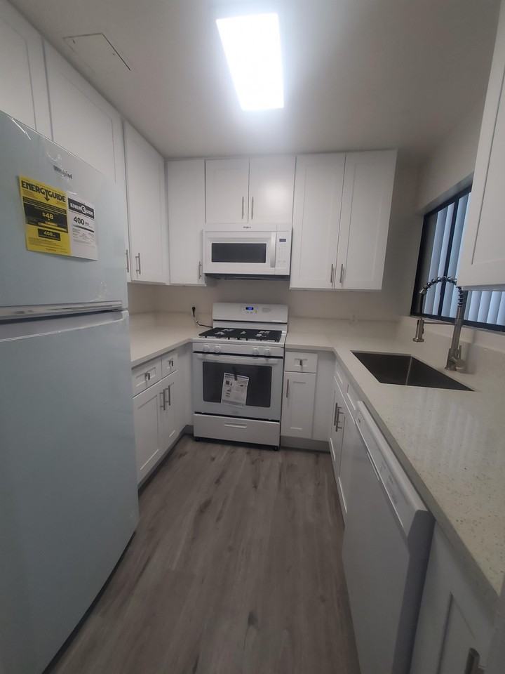 318 Concord - Photo 5 of 35