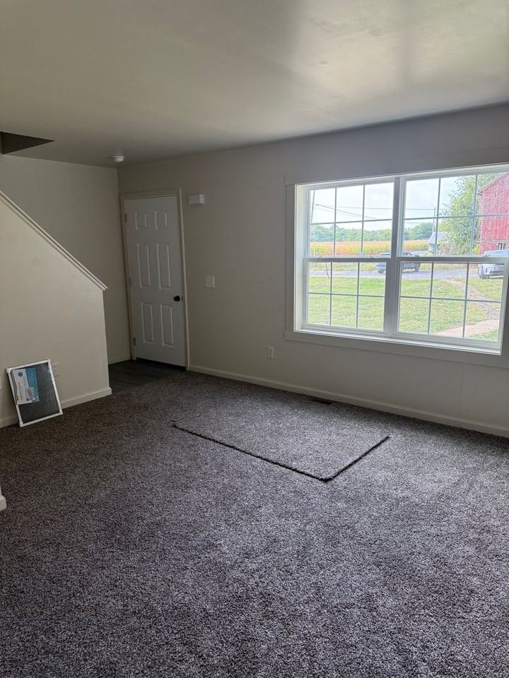 4935 Byers Road - Photo 4 of 22