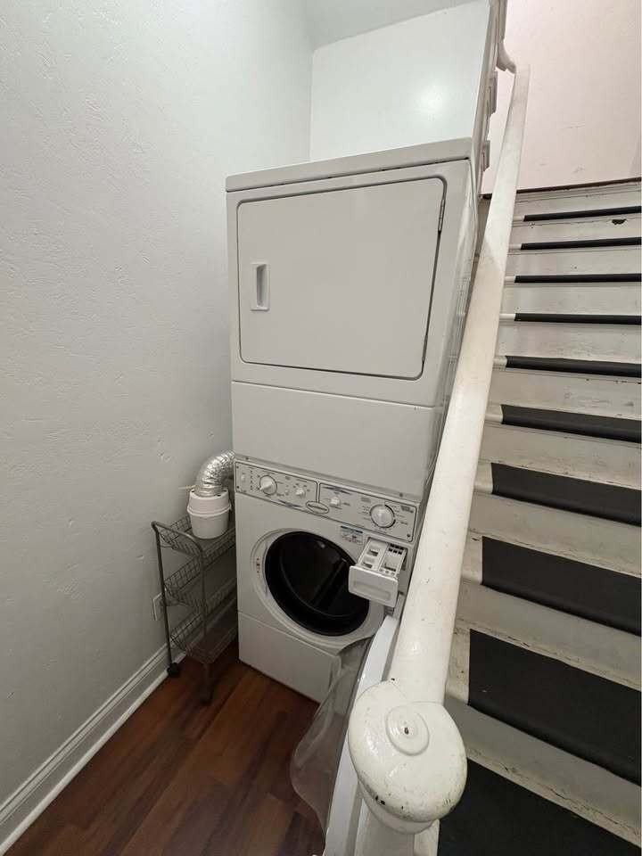 805-807 Scott Street - Photo 2 of 10