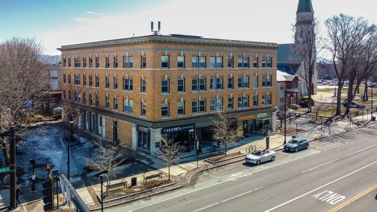 Greystone-r - Photo 6 of 20