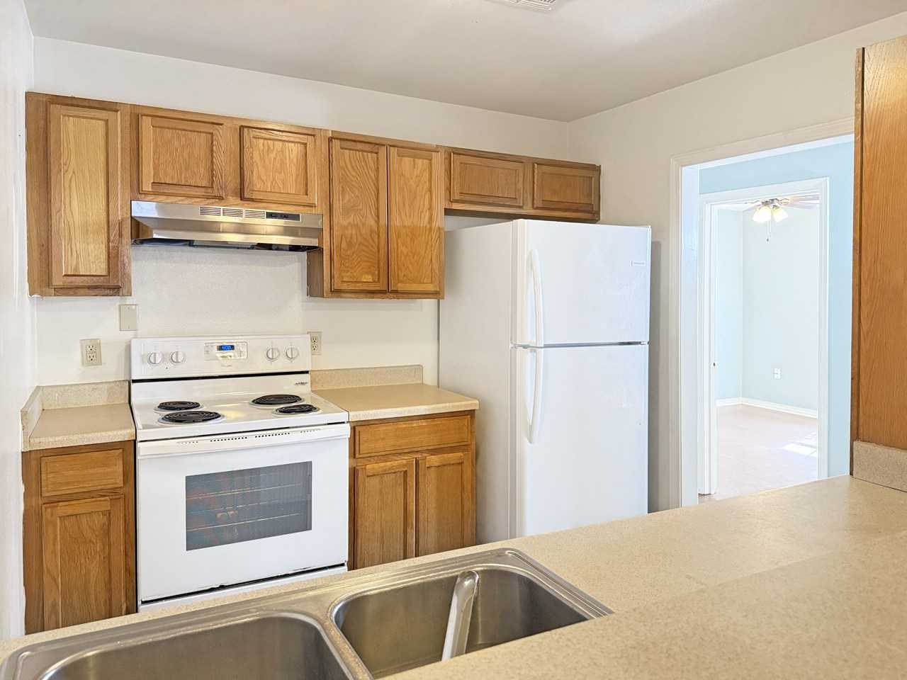 2900 Clermont Street - Photo 4 of 5