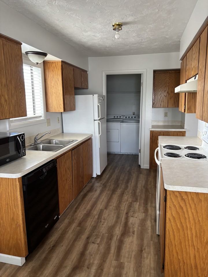 2183 Meppen Drive - Photo 3 of 12