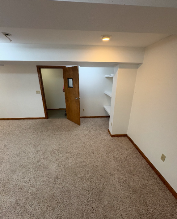 184 North Main Street - Photo 5 of 8