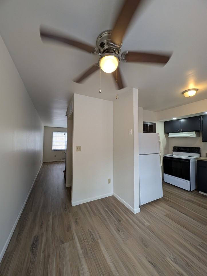 Hamilton Arms Apartments - Photo 5 of 17