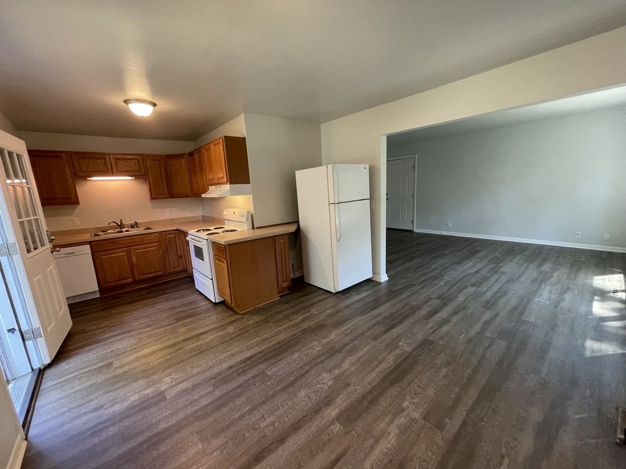 7330-7346 Lovers Lane - Photo 2 of 3