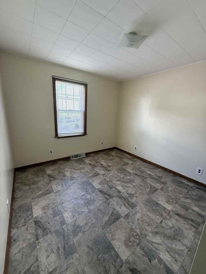 212 Norway Street - Photo 2 of 7