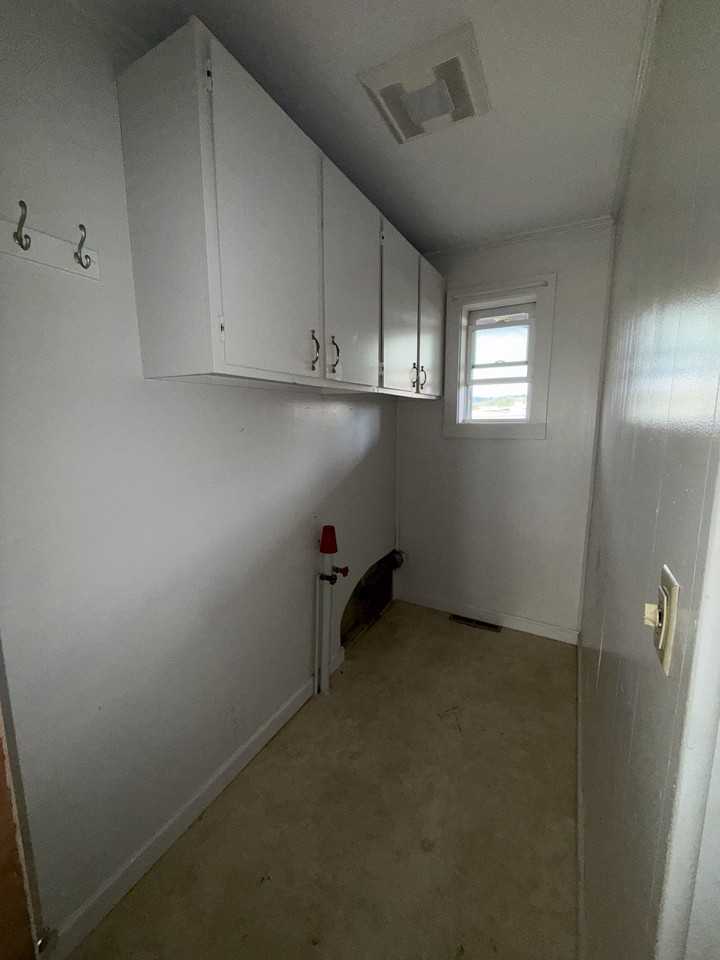 212 Norway Street - Photo 3 of 7