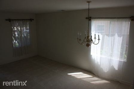 1515 Robles Dr - Photo 3 of 13