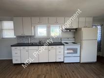 916 N Saginaw - Photo 1 of 1