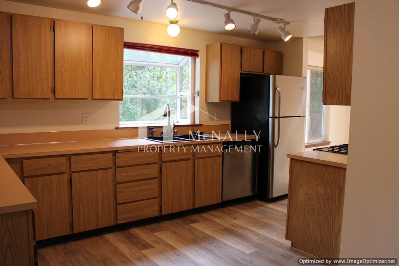 7410 29th St Nw - Photo 2 of 15