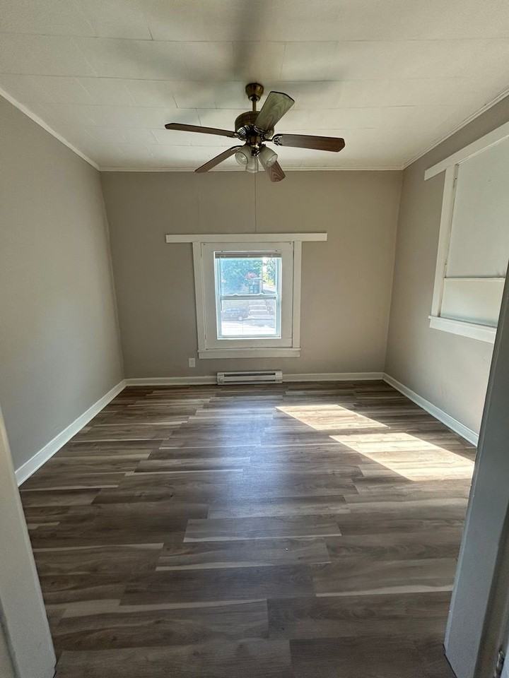 717 S Cedar Ave #1 - Photo 7 of 8