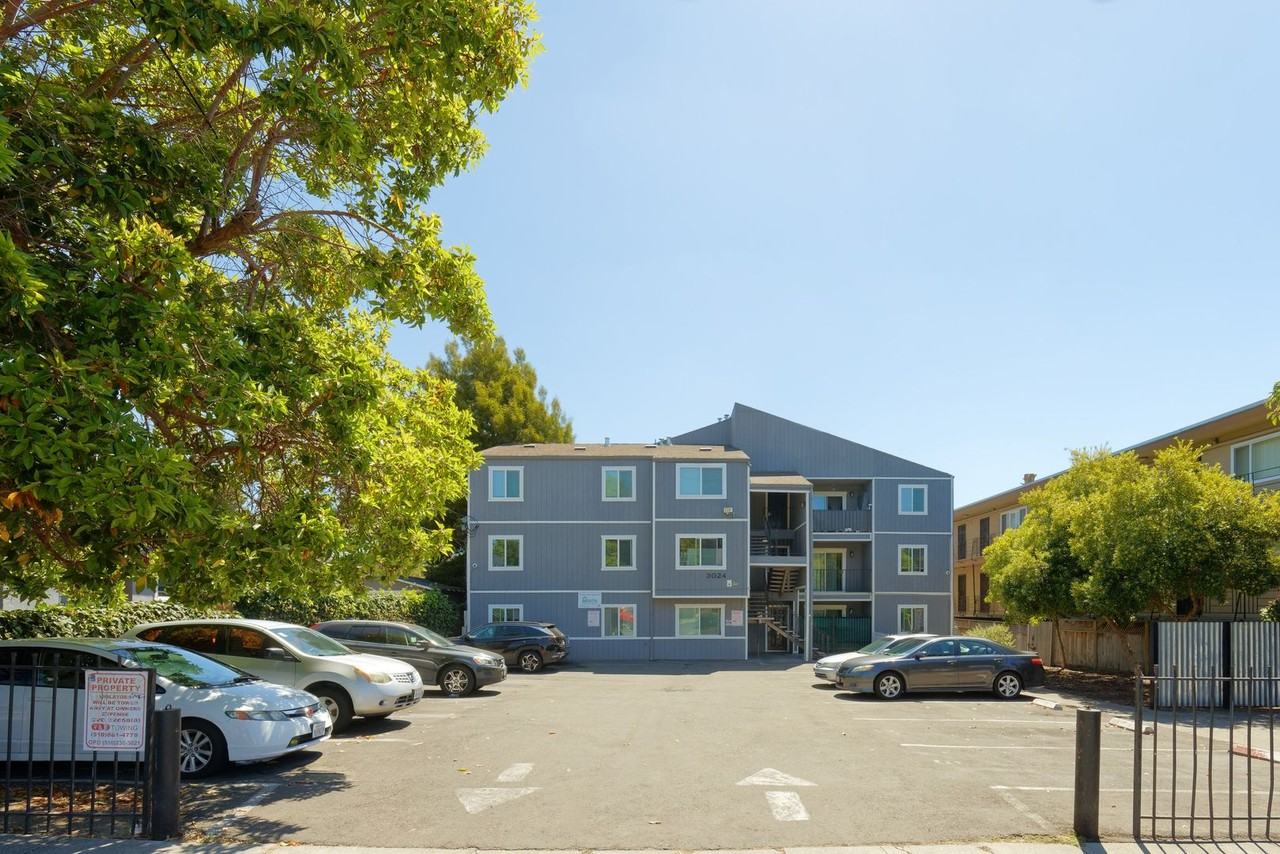 3024 Fruitvale Ave - Photo 4 of 35